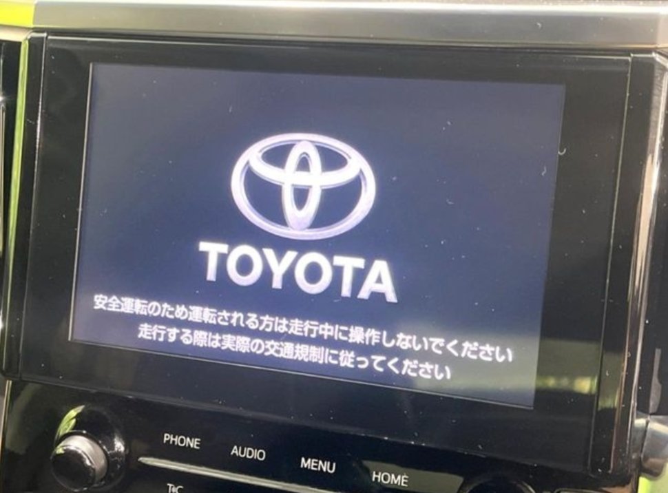 TOYOTA ALPHARD - photo 11 of 34