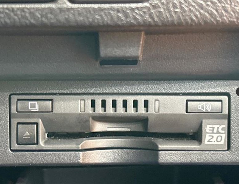TOYOTA ALPHARD - photo 6 of 33