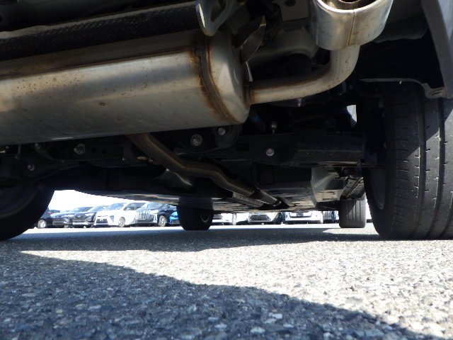 TOYOTA HARRIER - photo 32 of 32