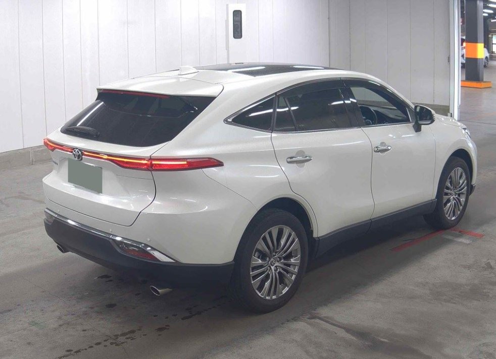 TOYOTA HARRIER - photo 4 of 23