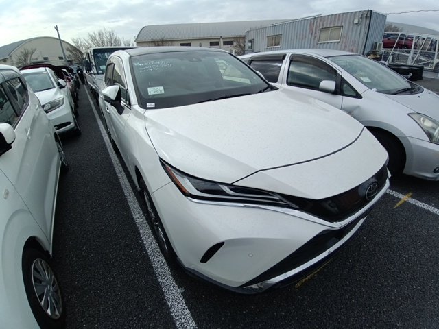 TOYOTA HARRIER - photo 10 of 23