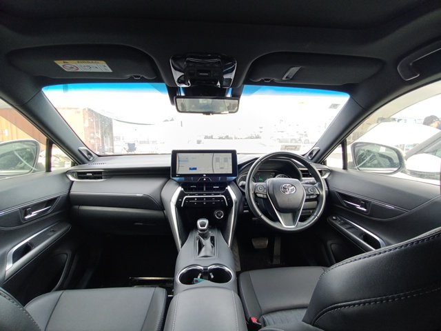 TOYOTA HARRIER - photo 17 of 23
