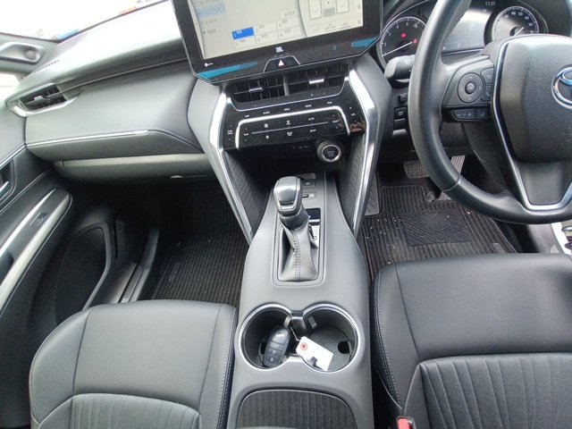 TOYOTA HARRIER - photo 22 of 23