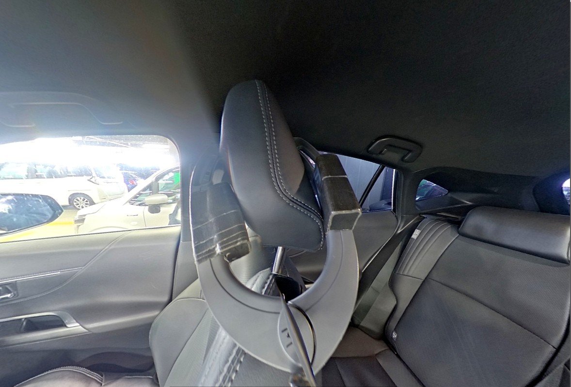 TOYOTA HARRIER - photo 11 of 27