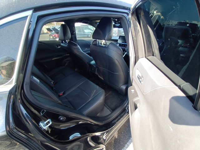 TOYOTA HARRIER - photo 18 of 27