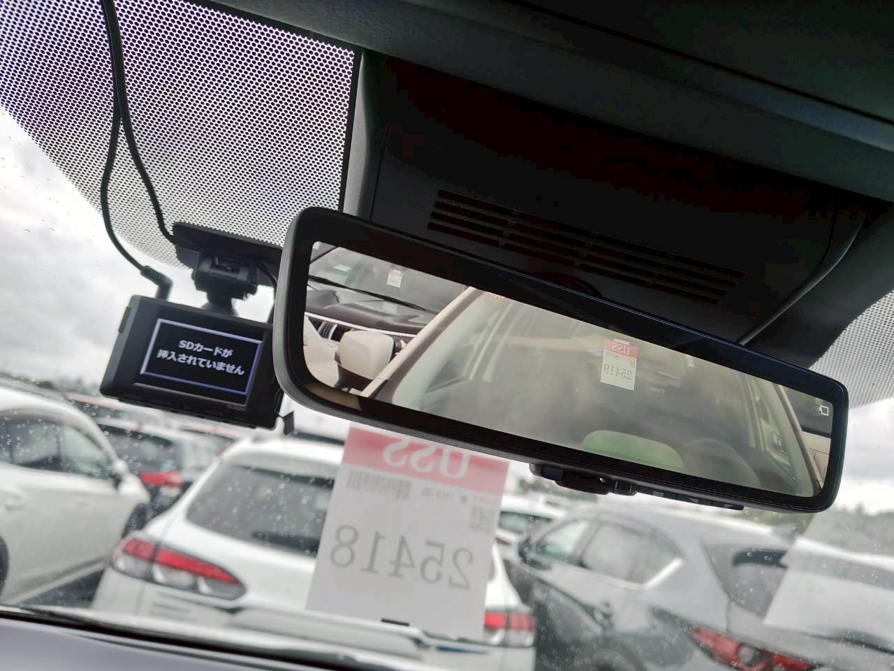 TOYOTA ALPHARD - photo 23 of 42