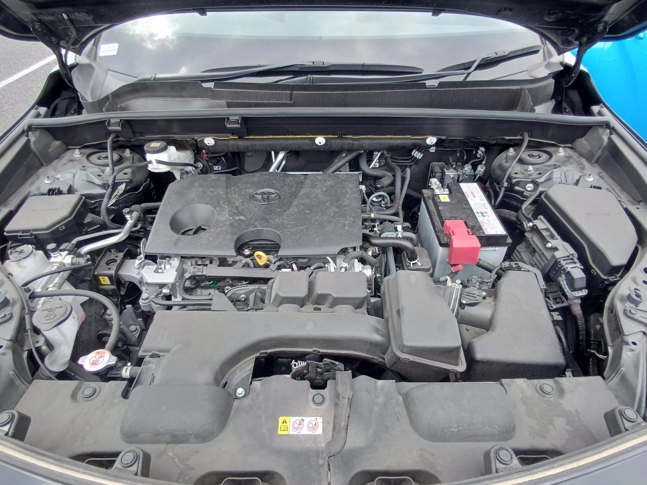 TOYOTA HARRIER - photo 8 of 18