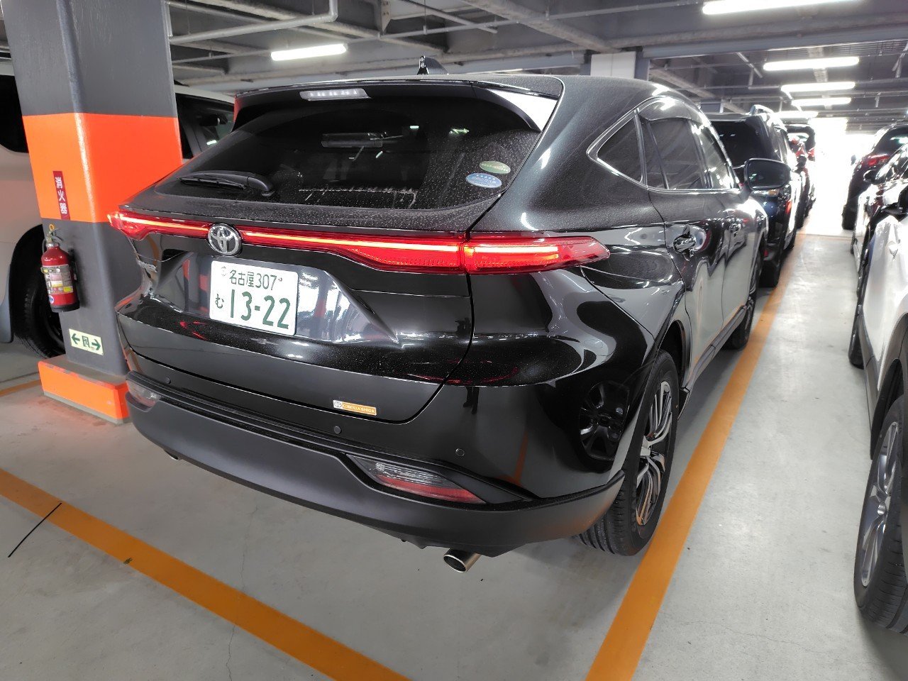 TOYOTA HARRIER S - photo 6 of 35