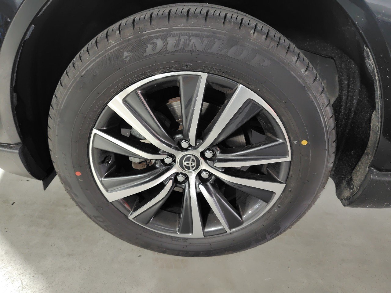 TOYOTA HARRIER S - photo 9 of 35