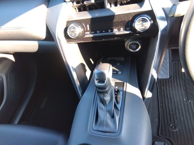 TOYOTA HARRIER S - photo 33 of 35