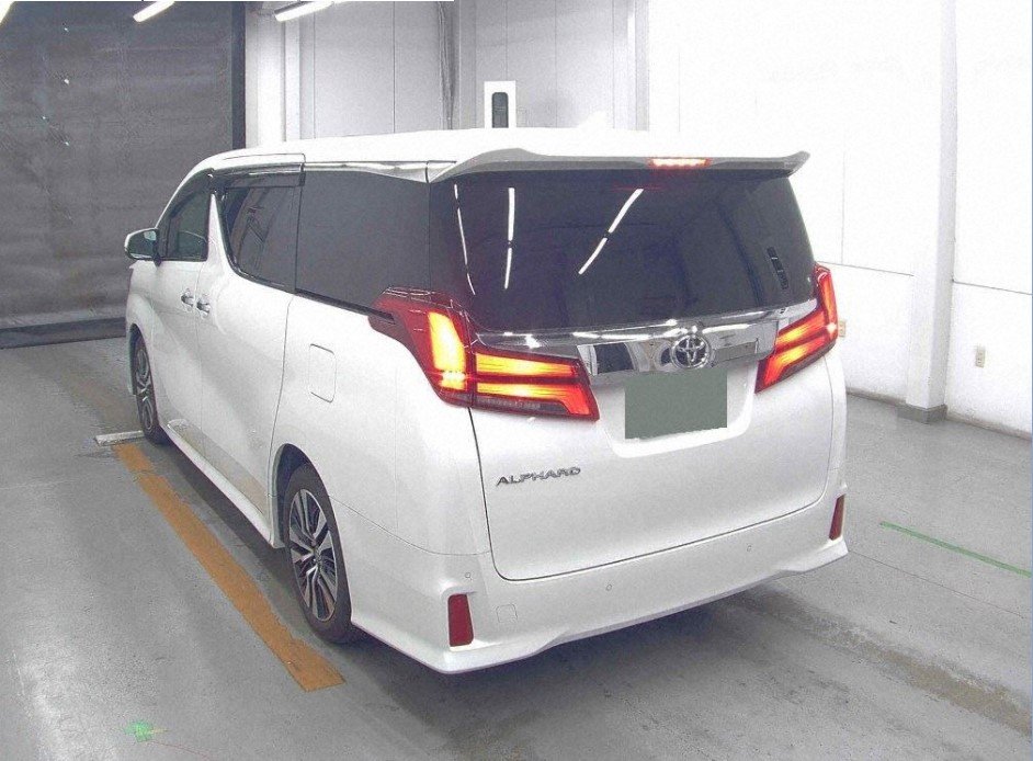 TOYOTA ALPHARD - photo 5 of 15