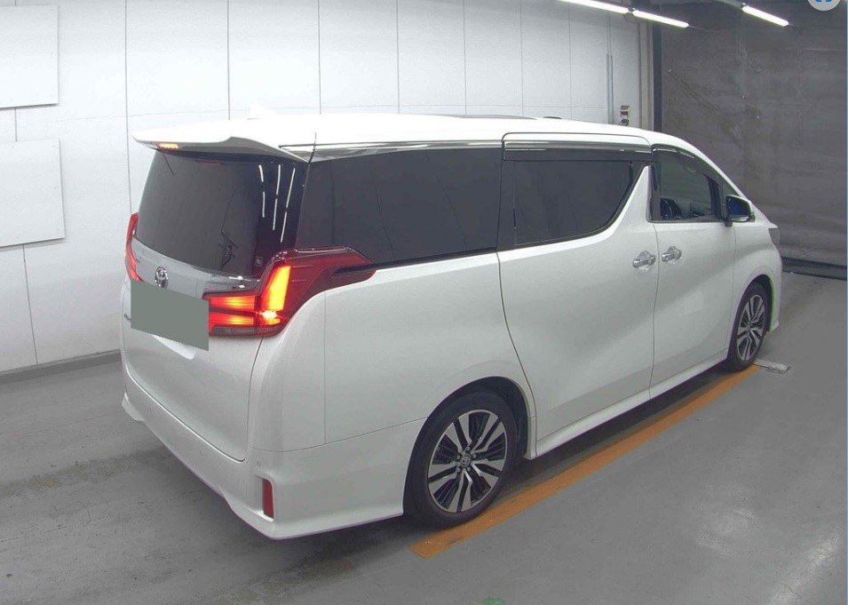 TOYOTA ALPHARD - photo 6 of 15