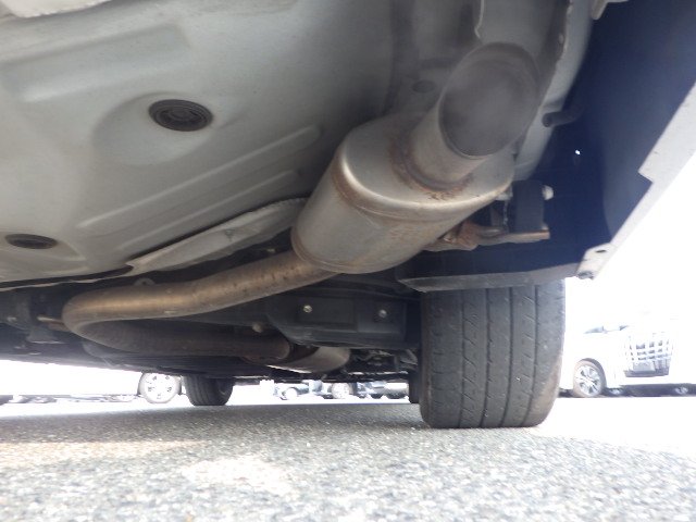 TOYOTA ALPHARD - photo 15 of 15