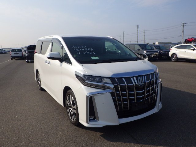 TOYOTA ALPHARD - photo 1 of 17