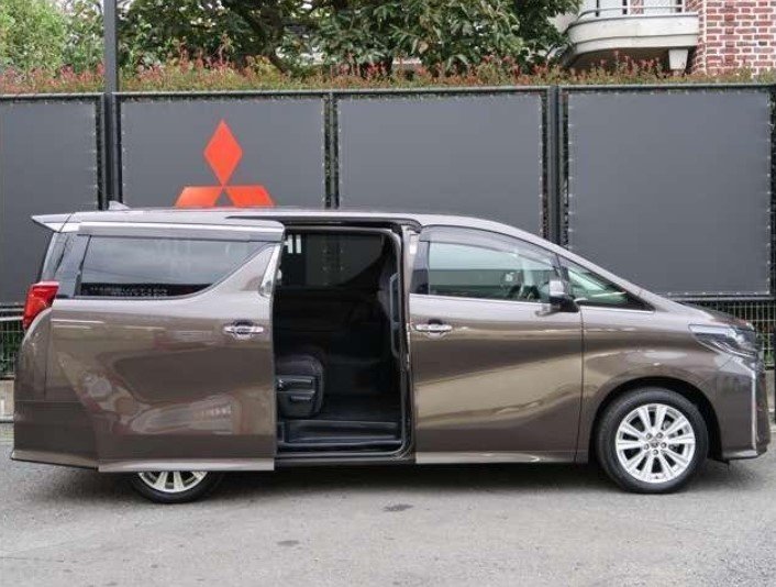 TOYOTA ALPHARD - photo 6 of 32