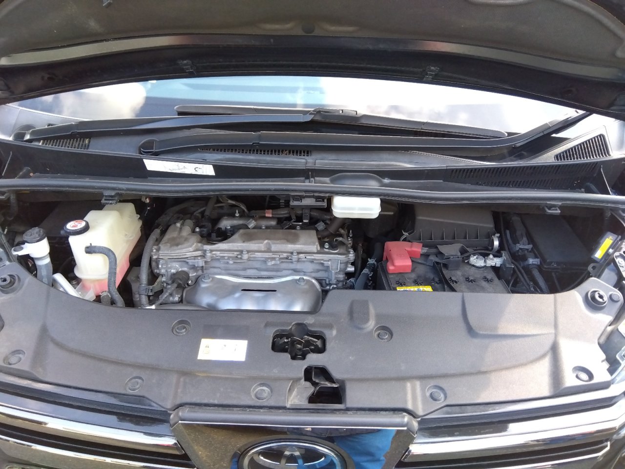 TOYOTA VELLFIRE - photo 11 of 23