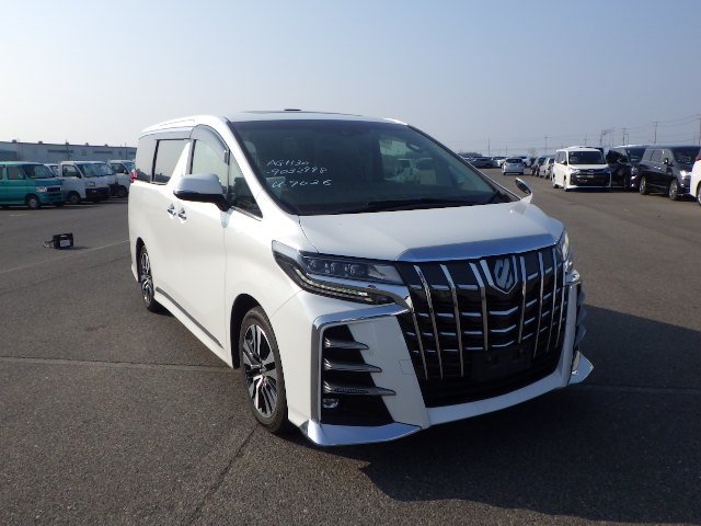 TOYOTA ALPHARD - photo 1 of 15