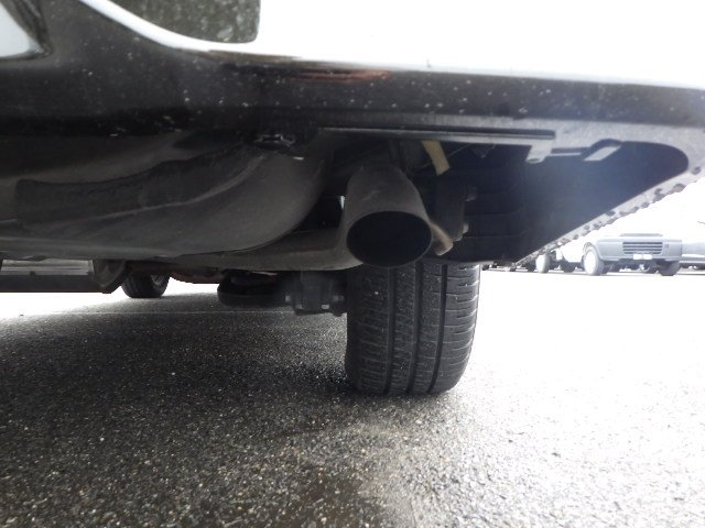 TOYOTA VOXY - photo 9 of 9