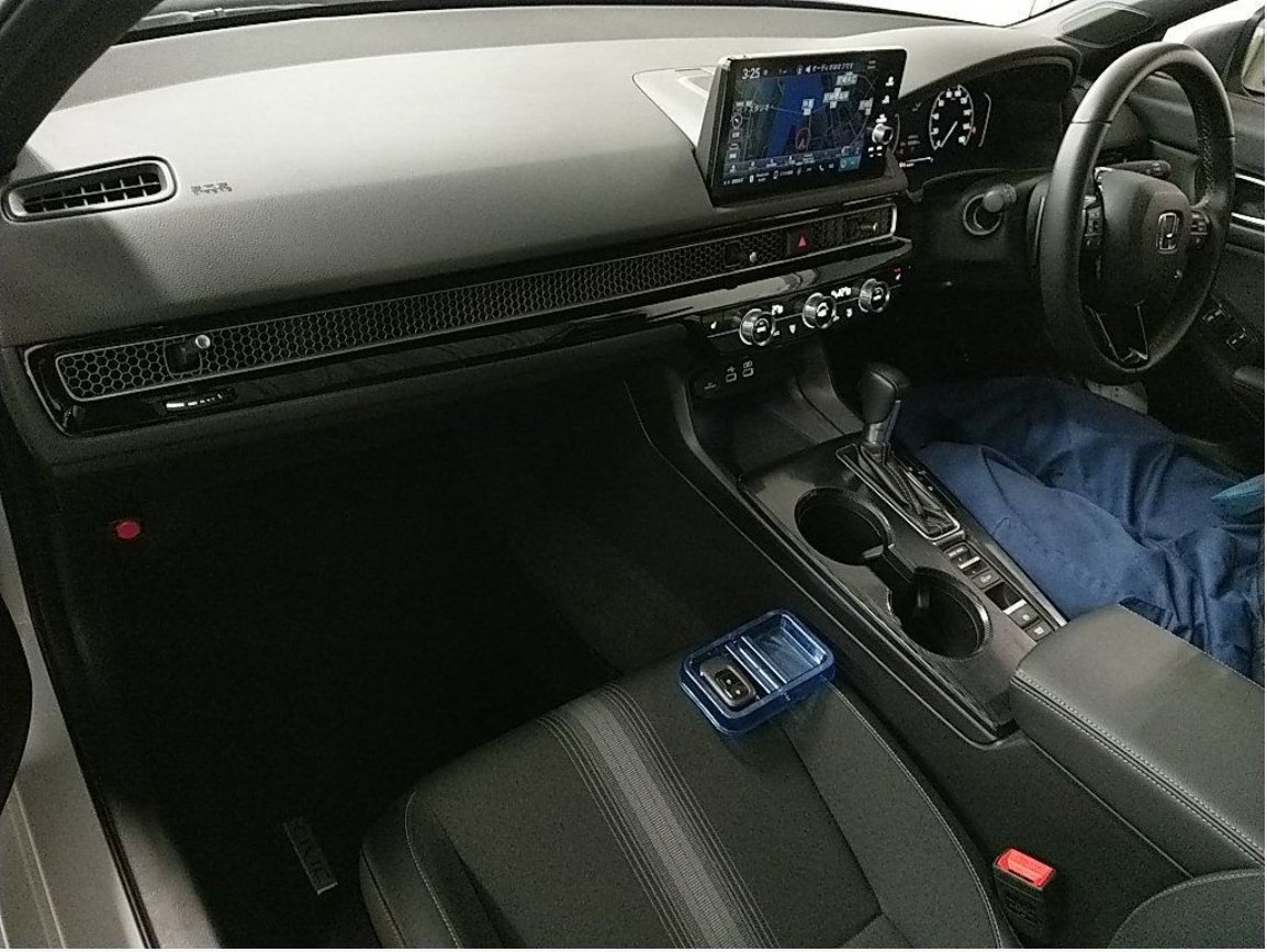 HONDA CIVIC - photo 7 of 15