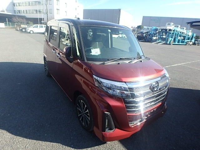 TOYOTA ROOMY CUSTOM - photo 1 of 30