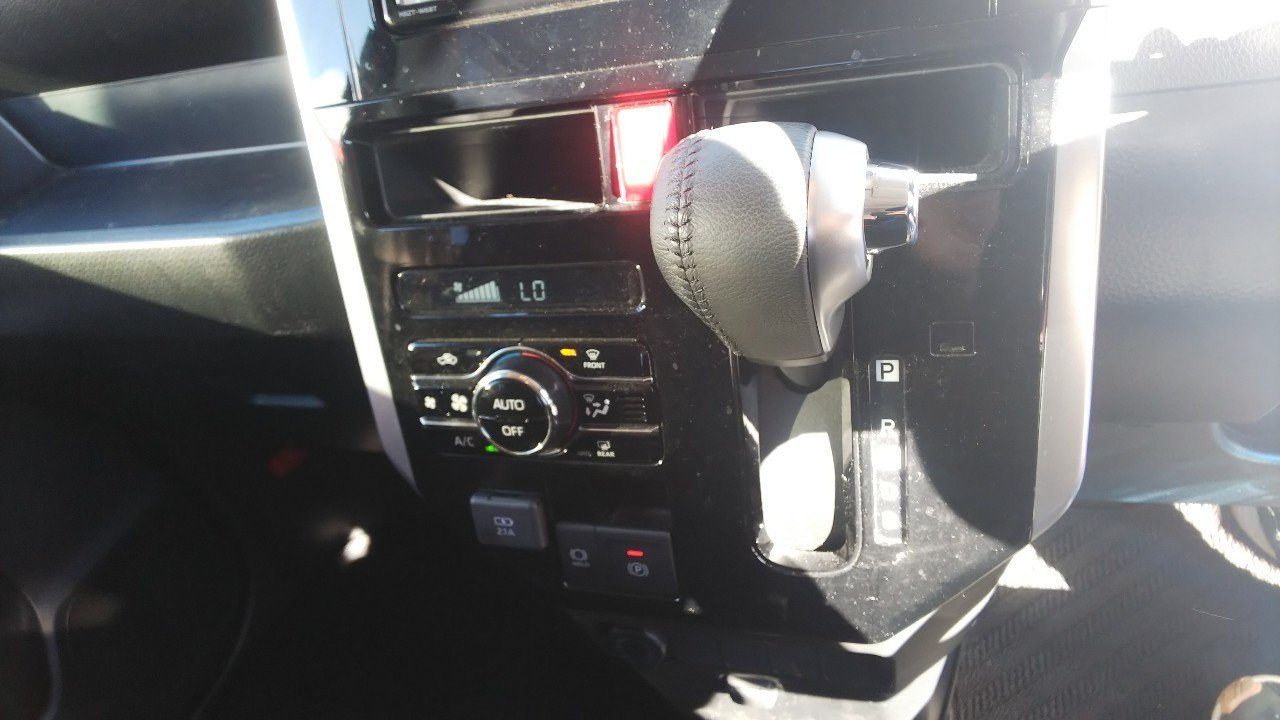 TOYOTA ROOMY CUSTOM - photo 13 of 30