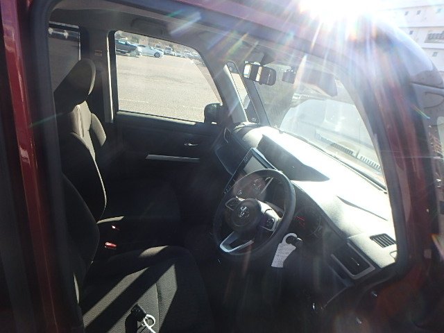 TOYOTA ROOMY CUSTOM - photo 24 of 30