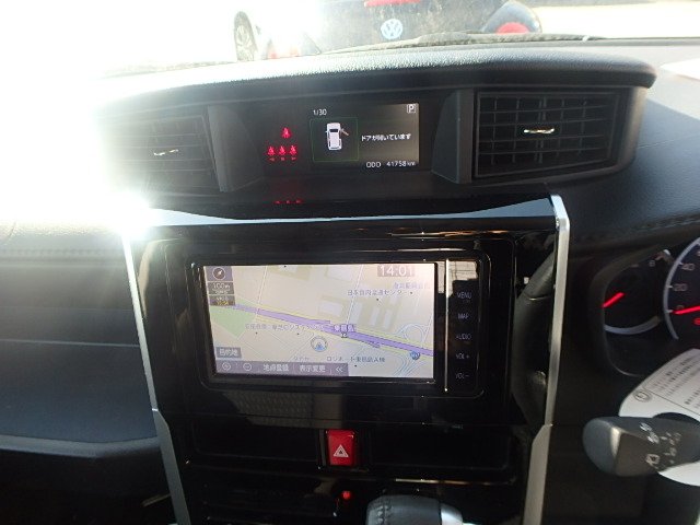 TOYOTA ROOMY CUSTOM - photo 26 of 30