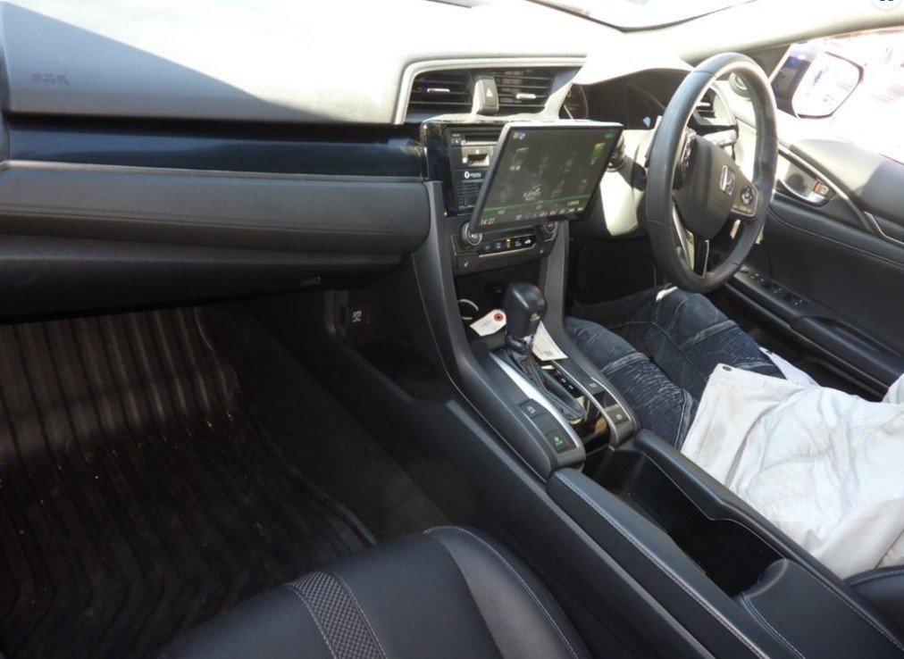 HONDA CIVIC HATCHBACK - photo 9 of 41