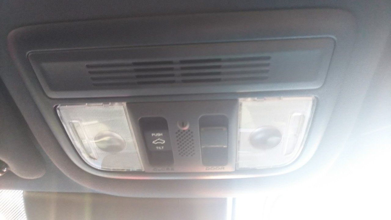 HONDA CIVIC HATCHBACK - photo 19 of 41