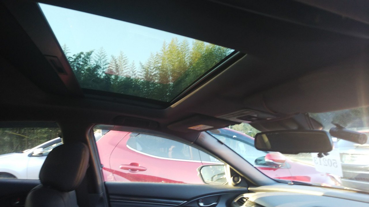 HONDA CIVIC HATCHBACK - photo 20 of 41