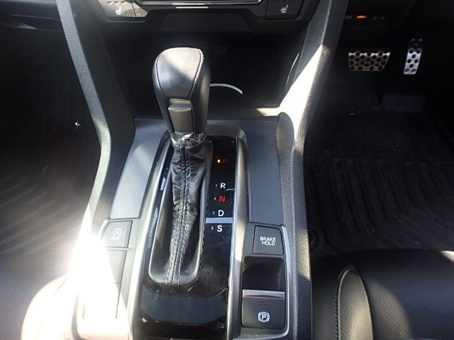 HONDA CIVIC HATCHBACK - photo 35 of 41