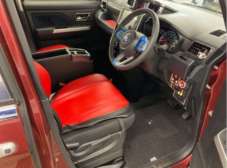TOYOTA ROOMY CUSTOM - photo 9 of 26