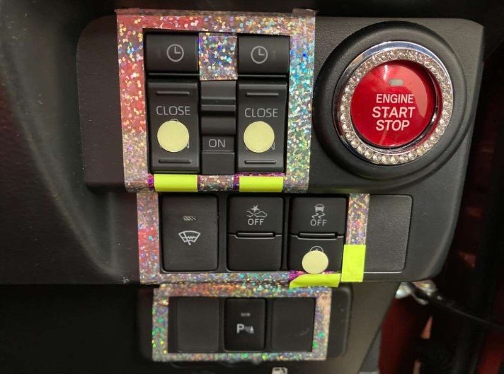 TOYOTA ROOMY CUSTOM - photo 14 of 26