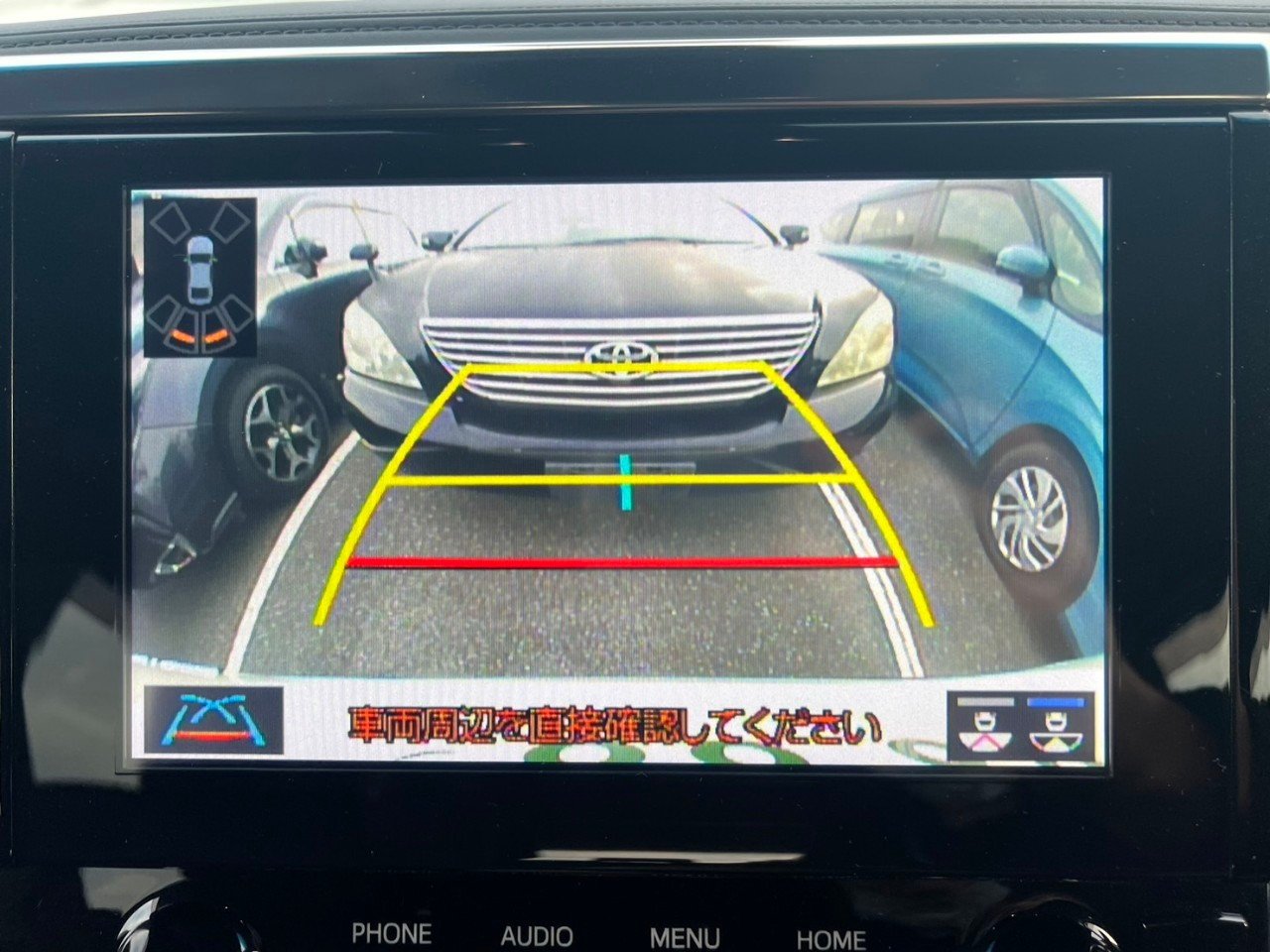 TOYOTA ALPHARD - photo 11 of 17