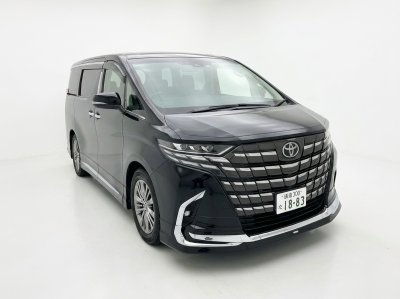 TOYOTA ALPHARD in Black
